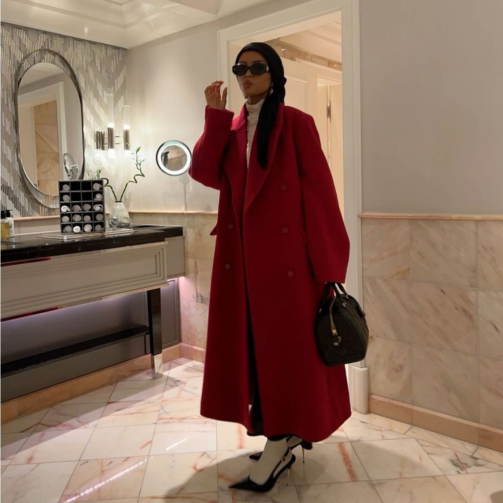 Chic Women's Red Trench Coat